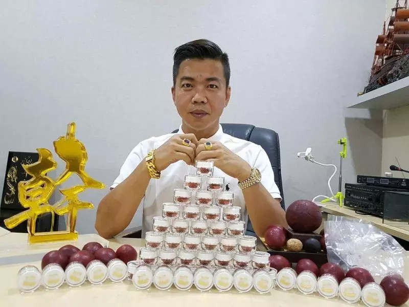【2歲女童腳嚴重燒傷】買紅泥土Suuny哥不收費 還送上「大禮」希望女童快渡過難關!
