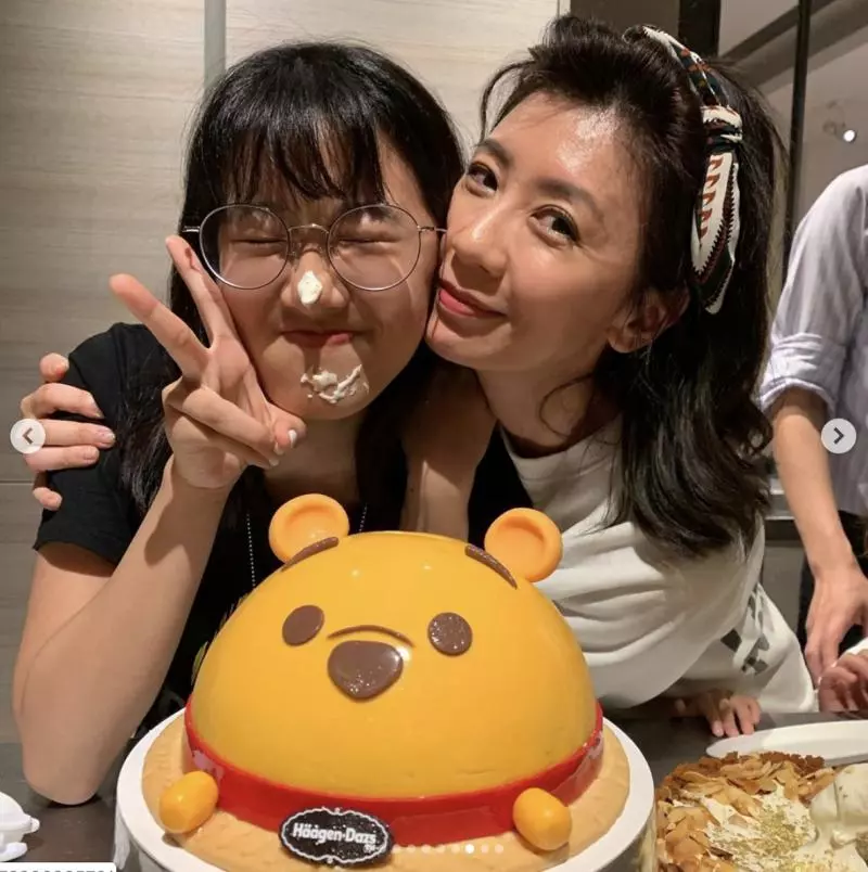 連媽都不同意!梧桐妹「被酸民連轟5天」秒關帳號,只有修杰楷力挺她:「做得很棒」~~
