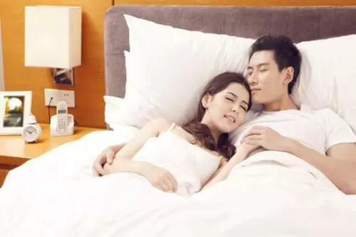 前夫不在了我贍養婆婆,再婚後收到一條簡訊,我決定送婆婆離開!
