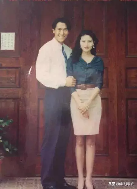 「曾保護黛安娜王妃」特警轉行演藝圈,18歲交往「娶青梅竹馬26年」今兒子顏質爆表!