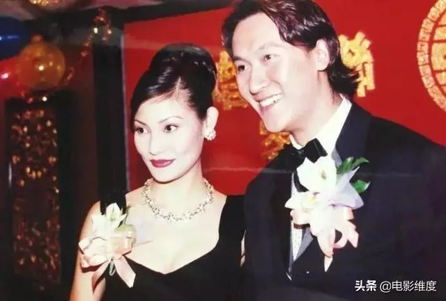 「曾保護黛安娜王妃」特警轉行演藝圈,18歲交往「娶青梅竹馬26年」今兒子顏質爆表!