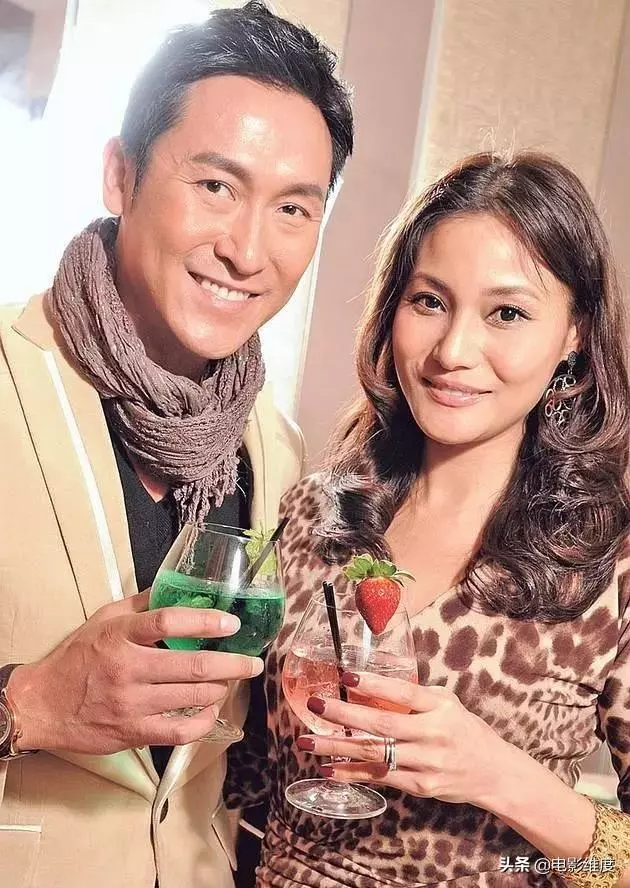 「曾保護黛安娜王妃」特警轉行演藝圈,18歲交往「娶青梅竹馬26年」今兒子顏質爆表!