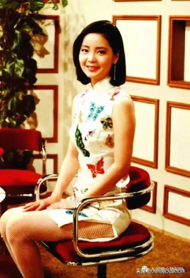 鄧麗君精通多語言!6歲開始唱歌「從小被母捧在手掌心」,經紀人曝「私下個性超好」成追憶~~
