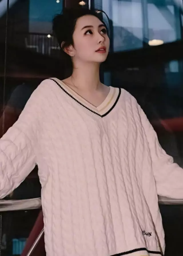 有一種基因叫邱淑貞女兒,17歲就比媽媽還美,長大後還得了!
