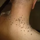 一位攝影師去了非洲旅行後,他拍出了一系列令人驚艷的照片,因為他把非洲的古老文化都拍攝出來了!