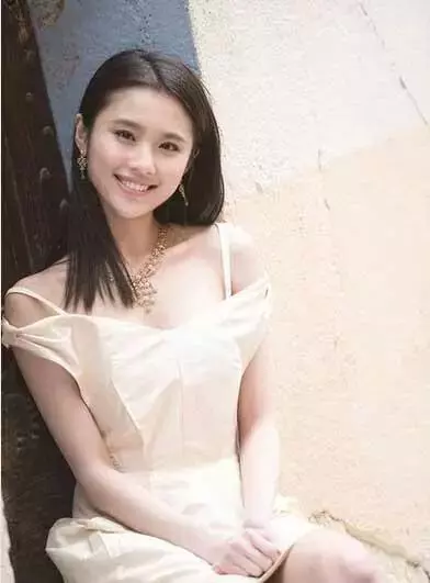 21歲被張藝謀看中一炮而紅,陳道明都稱讚她,現卻淪落到三四線!