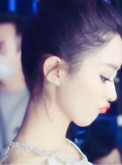 娛樂圈中守身如玉的6位女星,可惜最後一位嫁錯郎,還被老公菸頭燙!