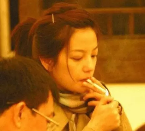 80%的女明星都是大煙槍?連天後范冰冰都是煙不離身!最後一個女神你絕對想不到!太讓人幻滅了!