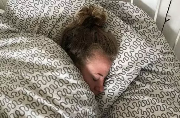 少女「睡一覺」就這樣走了,父母看檢查報告崩潰!一再提醒,還是會發生