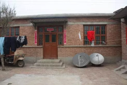 鄉下母親剛來就要回去,得知原因,我甩手給老婆一巴掌
