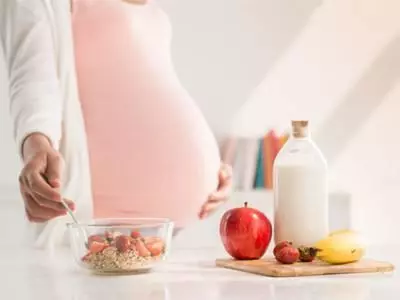 我懷孕婆婆忙前忙後,孩子出生後我才知這一切都是虛情假意