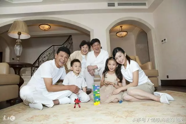 大姑子離婚帶著孩子暫住我家,我回到家看到的那一幕,我很欣慰