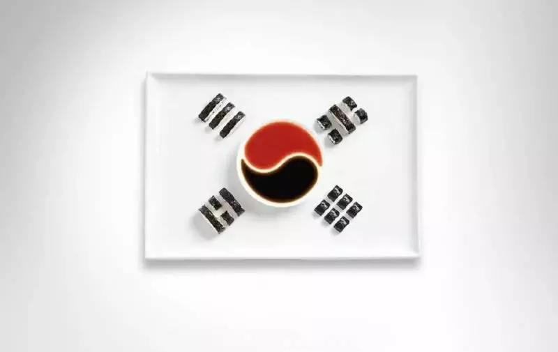 他們把各國美食變成了各國的國旗,西班牙看起來超好吃,美食帝國中國卻讓人說不出話來