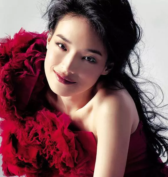 舒淇婆婆「超強背景」曝光! 昔為「邵氏當紅女星」貌美如花 息影多年「優雅老去」婆媳相處如母女