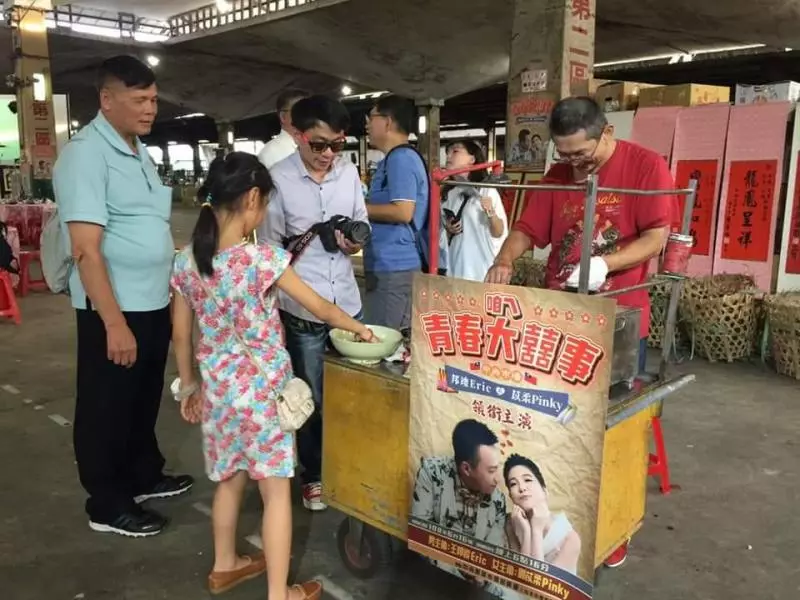搗蛋老公拍婚紗,被攝影師的瞬間補捉竟神似大咖明星??