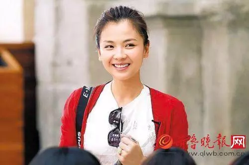 她是「演藝圈第一賢妻」,剛生下孩子,老公就吞下200顆安眠藥!