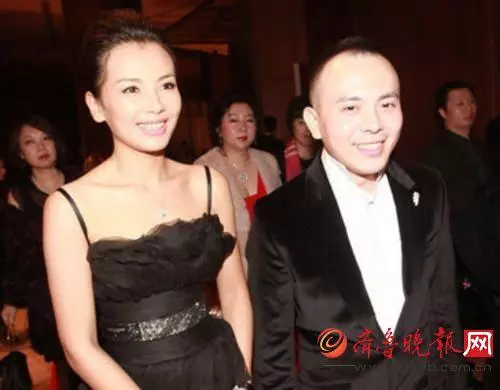 她是「演藝圈第一賢妻」,剛生下孩子,老公就吞下200顆安眠藥!