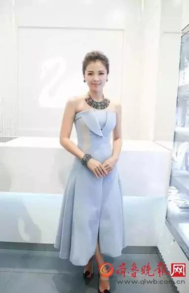 她是「演藝圈第一賢妻」,剛生下孩子,老公就吞下200顆安眠藥!