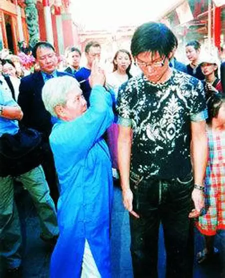 揭密明星獄中真實生活… 蕭淑慎:我全身脫 光洗澡,大家都在看!