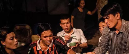 中國男人娶了越南少女,洞房之夜的舉動嚇傻他!
