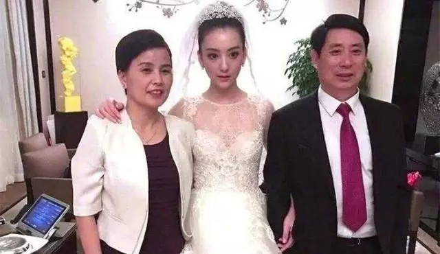 比丈母娘大4歲的郭富城,看到兩個人同框後,網友:我自閉了