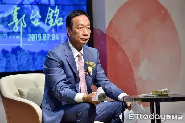 王家俊/郭台銘、柯文哲結盟「一加一不等於二」