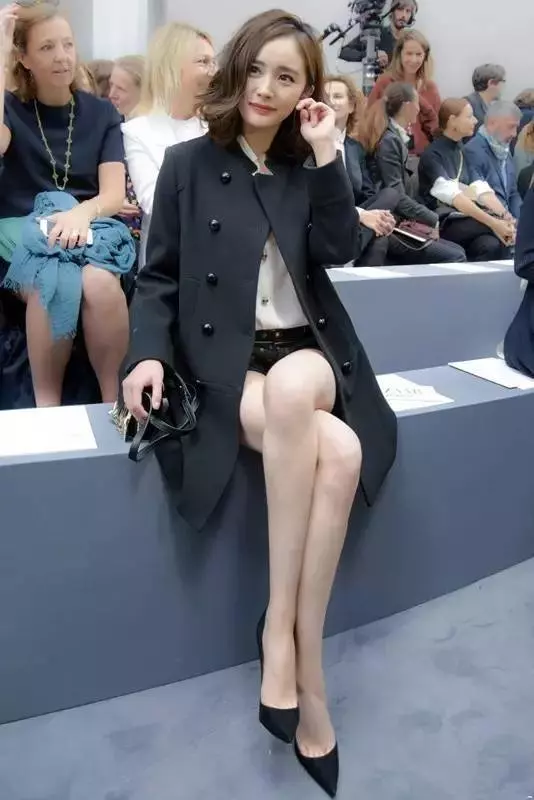 有一種美叫楊冪的腿,男人紛紛把持不住,網友:可以欣賞3年!