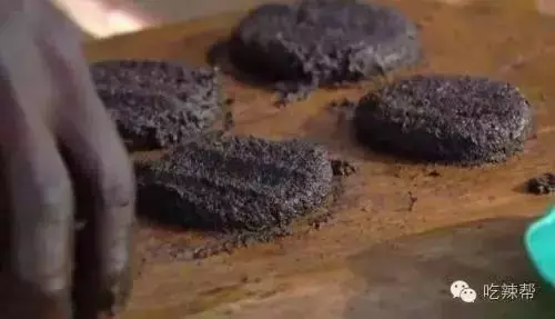 非洲黑人的日常美食,最後一樣噁心到我了!