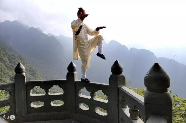 一位道人與盲人的對話,十個人看完,九個人會開悟!