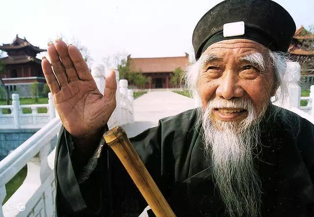 一位道人與盲人的對話,十個人看完,九個人會開悟!
