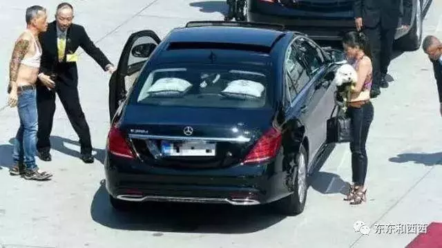 剛封完王后就封貴妃,兩位都不是省油的燈,現實版宮斗劇太勁爆了