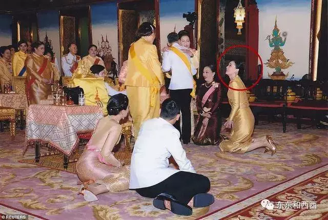 剛封完王后就封貴妃,兩位都不是省油的燈,現實版宮斗劇太勁爆了