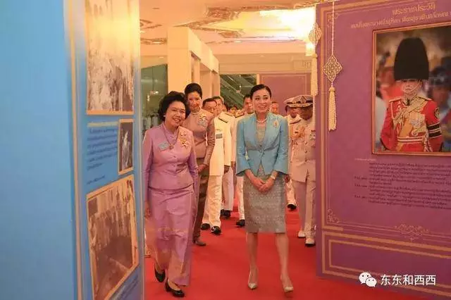 剛封完王后就封貴妃,兩位都不是省油的燈,現實版宮斗劇太勁爆了