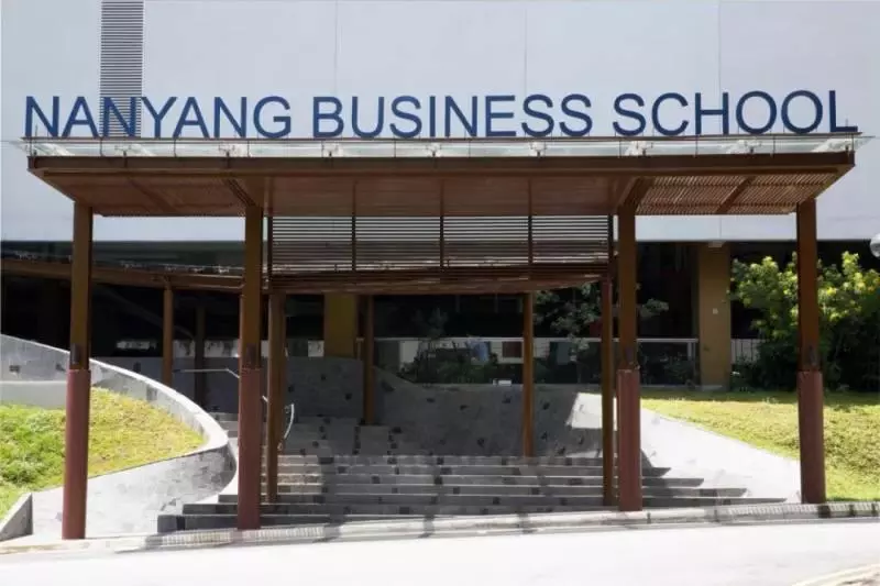 最新吐血整理!新加坡各大學畢業生薪水