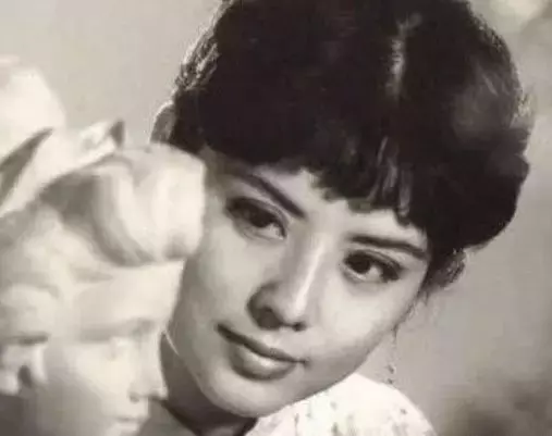曾被譽為「中國第一美婦」,坐過牢、離過婚、拍過三級片,69歲的她仍然期待第二次婚姻!