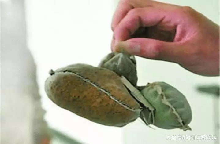 工人自製「吸金球」一年內盜走廠里16斤黃金, 狂賺200多萬元!
