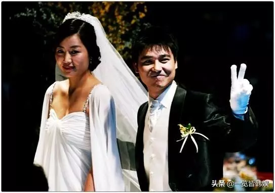 4胎全兒子!男星7年婚破滅「再娶小18歲妻」,46歲將成「5個孩子的爸」不見老態!