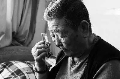 哥結婚4年未回家,我騙他家裡拆遷,他的舉動讓家裡炸開了鍋
