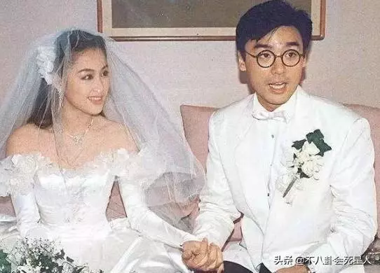鍾鎮濤29歲兒子疑想自殺,發文稱常年經歷痛苦,鍾鎮濤回應惹眾怒!