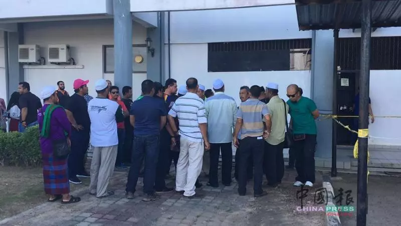 【10名宗教局官員】被警察捕捉!真的好糗啊!