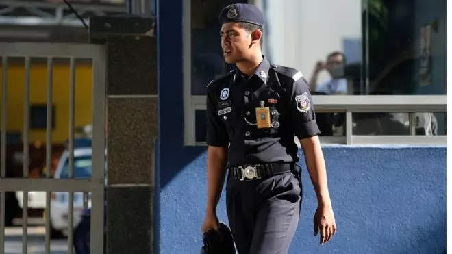 【10名宗教局官員】被警察捕捉!真的好糗啊!