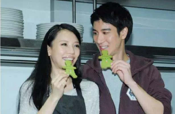 王力宏給兒子取名只有5筆, 沒有1筆是彎的, 網友: 不愧是才子!