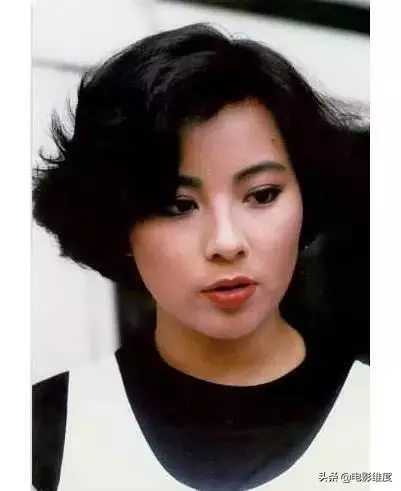 淡出演藝圈卻成人生贏家!電眼美人「一嫁才子二嫁富豪」躍升台灣豪門少奶奶 喜迎龍鳳胎「23年恩愛如初」成模範夫妻