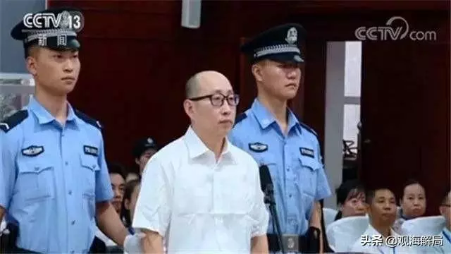 家風不正!保時捷女車主丈夫和受審廳官犯了同一個錯