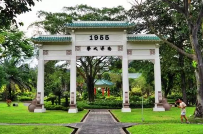 那些年新加坡妓女集體義賣,只是為了讓華人孩子有學上