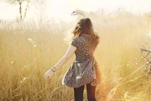 我當兵回來, 老婆不願同房, 扒開她衣服看到一幕我傻眼!.... -
