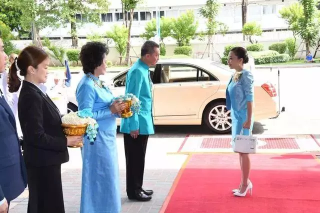 【無du不丈夫啊!】「泰王」把女兒熬成老姑娘,只是在保住自己的國王位置!…