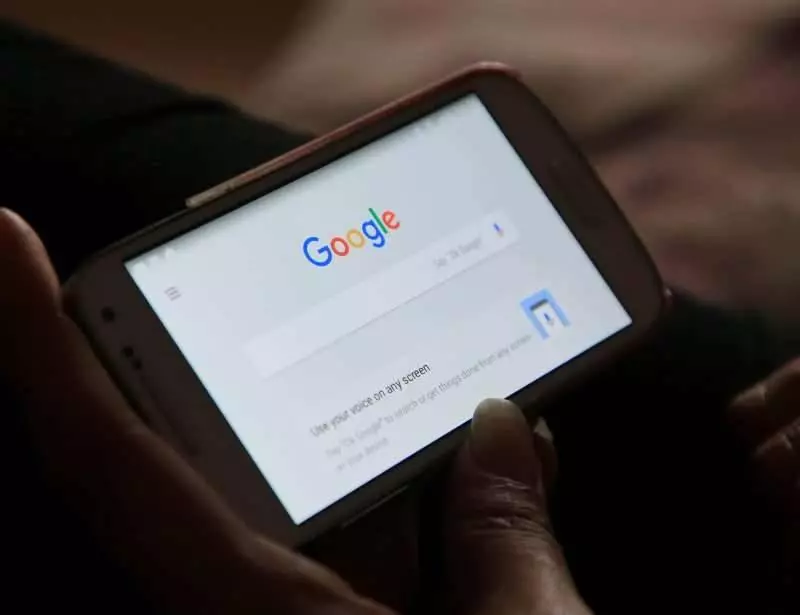 狂！英國夫婦將Google告上法院　結果勝訴「Google遭判罰850億」 ！