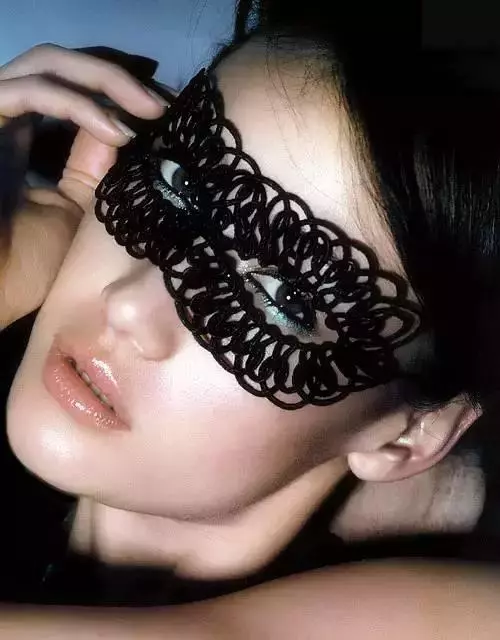 甩掉吳彥祖,拒絕陳冠希,如今被嘲40歲顏值崩盤的她回應:「管好你自己,我身價3億」