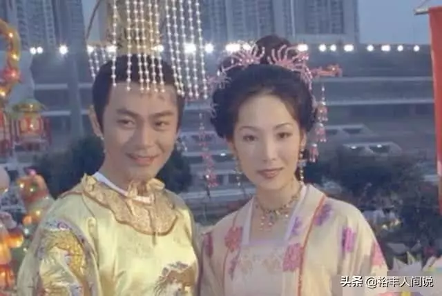 47歲花旦「密婚40億富豪」絕跡演藝圈 今被目擊「凸肚疑懷孕」罕見現身超市